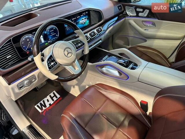 Черный Мерседес Майбах, объемом двигателя 4 л и пробегом 56 тыс. км за 154900 $, фото 15 на Automoto.ua