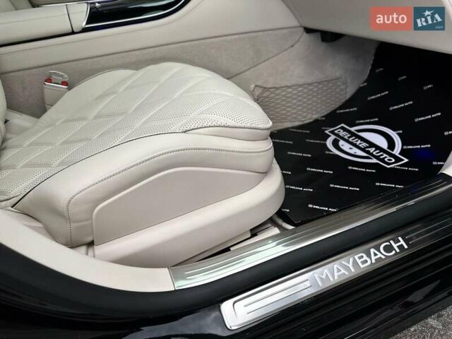 Черный Мерседес Майбах, объемом двигателя 6 л и пробегом 19 тыс. км за 209900 $, фото 67 на Automoto.ua