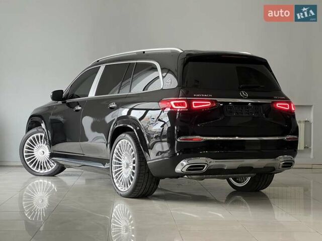 Черный Мерседес Майбах, объемом двигателя 3.98 л и пробегом 1 тыс. км за 232461 $, фото 9 на Automoto.ua