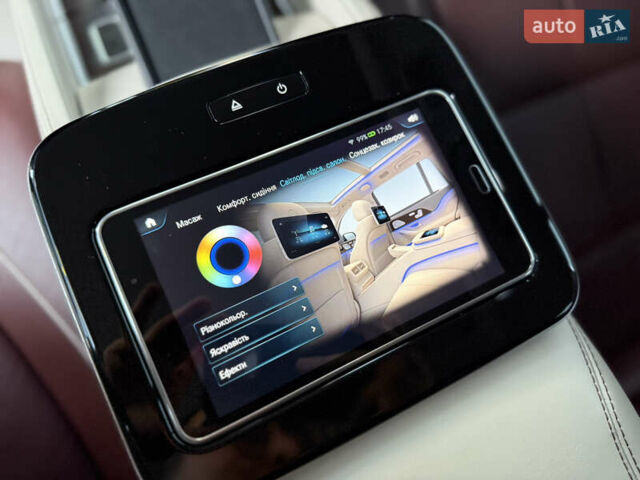 Черный Мерседес Майбах, объемом двигателя 3.98 л и пробегом 98 тыс. км за 154900 $, фото 71 на Automoto.ua