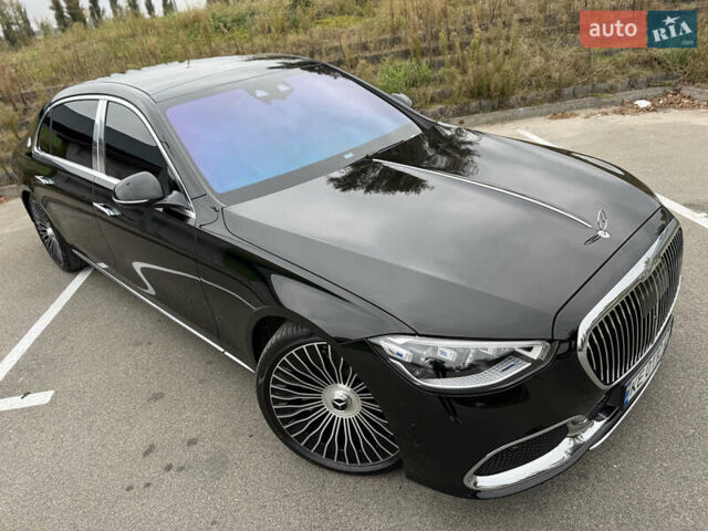 Черный Мерседес Майбах, объемом двигателя 3.98 л и пробегом 18 тыс. км за 208888 $, фото 30 на Automoto.ua