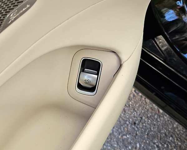 Черный Мерседес Майбах, объемом двигателя 3.98 л и пробегом 30 тыс. км за 195000 $, фото 54 на Automoto.ua