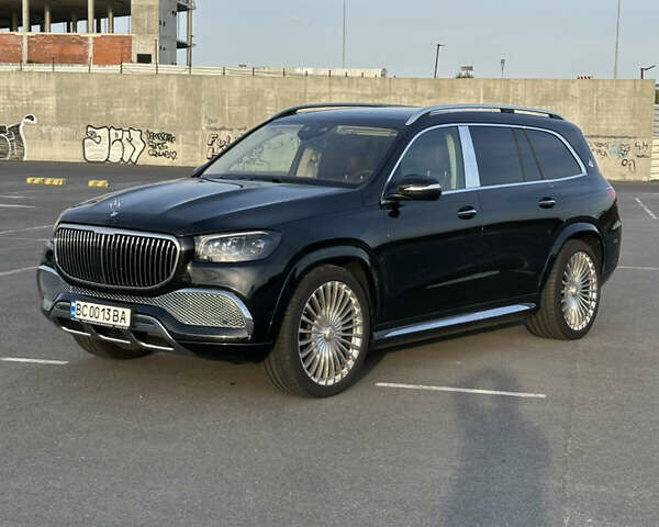 Черный Мерседес Майбах, объемом двигателя 4 л и пробегом 90 тыс. км за 165000 $, фото 4 на Automoto.ua