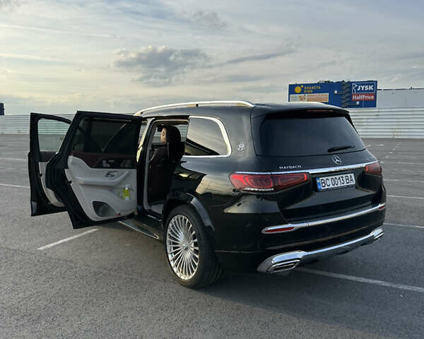 Черный Мерседес Майбах, объемом двигателя 4 л и пробегом 90 тыс. км за 165000 $, фото 20 на Automoto.ua