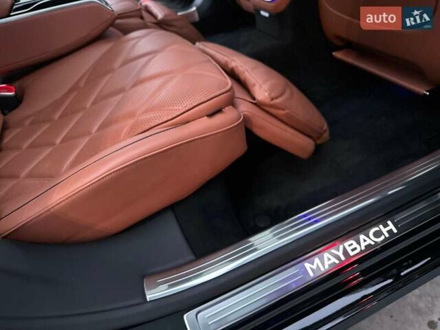 Черный Мерседес Майбах, объемом двигателя 3.98 л и пробегом 44 тыс. км за 190000 $, фото 59 на Automoto.ua