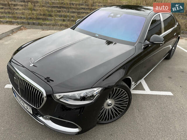 Черный Мерседес Майбах, объемом двигателя 3.98 л и пробегом 18 тыс. км за 208888 $, фото 38 на Automoto.ua