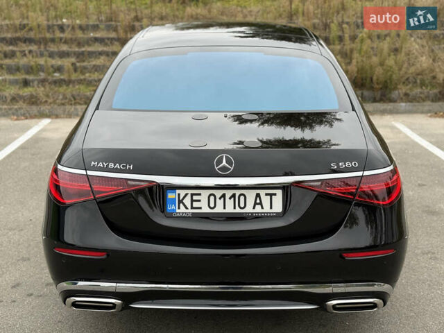 Черный Мерседес Майбах, объемом двигателя 3.98 л и пробегом 18 тыс. км за 208888 $, фото 27 на Automoto.ua