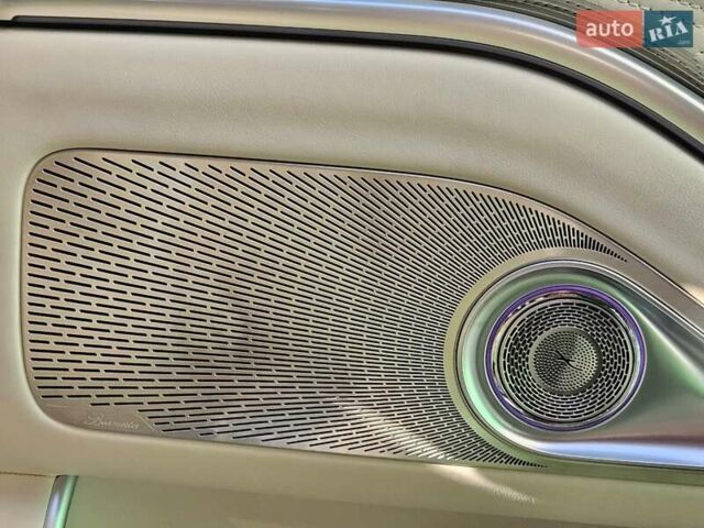 Черный Мерседес Майбах, объемом двигателя 3.98 л и пробегом 30 тыс. км за 195000 $, фото 52 на Automoto.ua