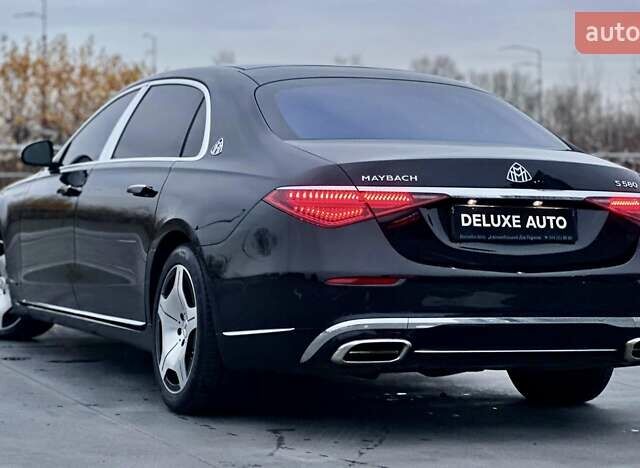 Черный Мерседес Майбах, объемом двигателя 3.98 л и пробегом 44 тыс. км за 190000 $, фото 22 на Automoto.ua