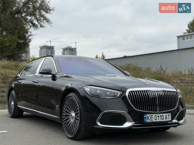 Черный Мерседес Майбах, объемом двигателя 3.98 л и пробегом 18 тыс. км за 208888 $, фото 1 на Automoto.ua