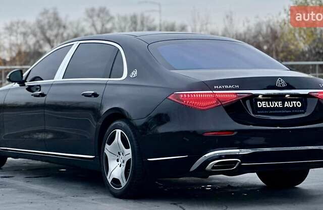 Черный Мерседес Майбах, объемом двигателя 3.98 л и пробегом 44 тыс. км за 190000 $, фото 16 на Automoto.ua