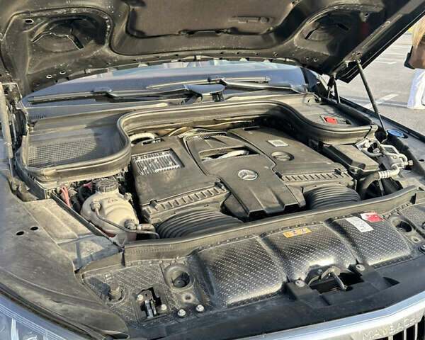 Черный Мерседес Майбах, объемом двигателя 4 л и пробегом 90 тыс. км за 165000 $, фото 23 на Automoto.ua