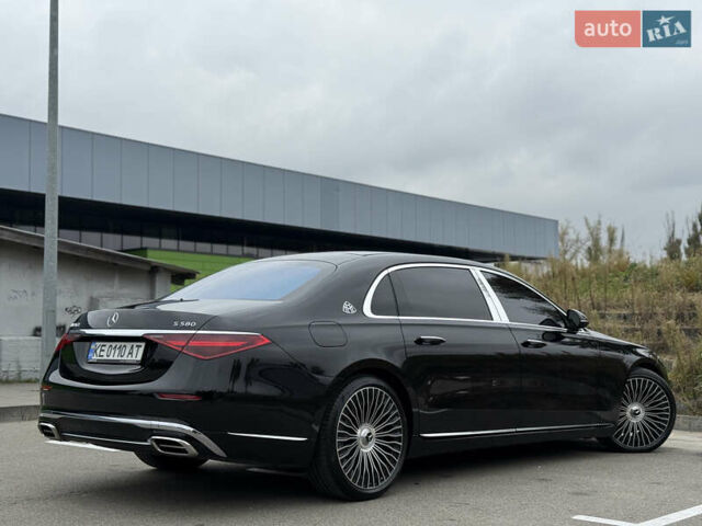 Черный Мерседес Майбах, объемом двигателя 3.98 л и пробегом 18 тыс. км за 208888 $, фото 8 на Automoto.ua