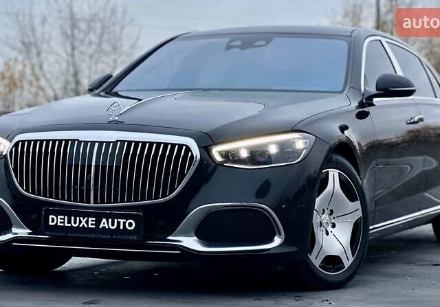 Черный Мерседес Майбах, объемом двигателя 3.98 л и пробегом 44 тыс. км за 190000 $, фото 7 на Automoto.ua