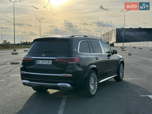 Черный Мерседес Майбах, объемом двигателя 4 л и пробегом 90 тыс. км за 165000 $, фото 22 на Automoto.ua