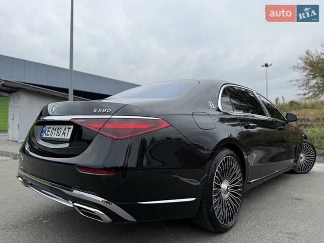 Черный Мерседес Майбах, объемом двигателя 3.98 л и пробегом 18 тыс. км за 208888 $, фото 6 на Automoto.ua