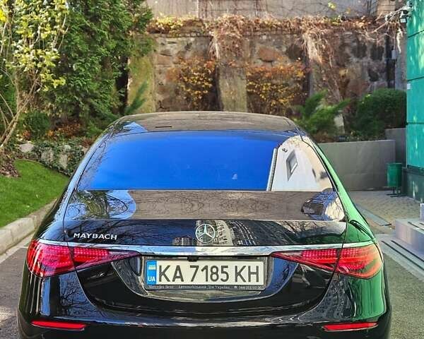 Черный Мерседес Майбах, объемом двигателя 3.98 л и пробегом 30 тыс. км за 195000 $, фото 22 на Automoto.ua