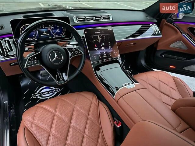 Черный Мерседес Майбах, объемом двигателя 3.98 л и пробегом 44 тыс. км за 190000 $, фото 38 на Automoto.ua