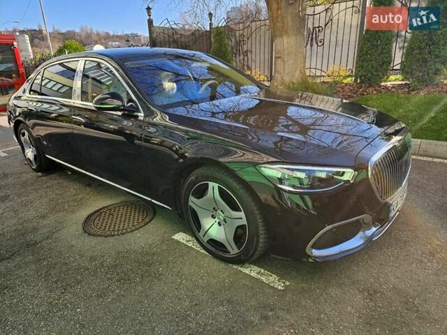 Черный Мерседес Майбах, объемом двигателя 3.98 л и пробегом 30 тыс. км за 195000 $, фото 18 на Automoto.ua