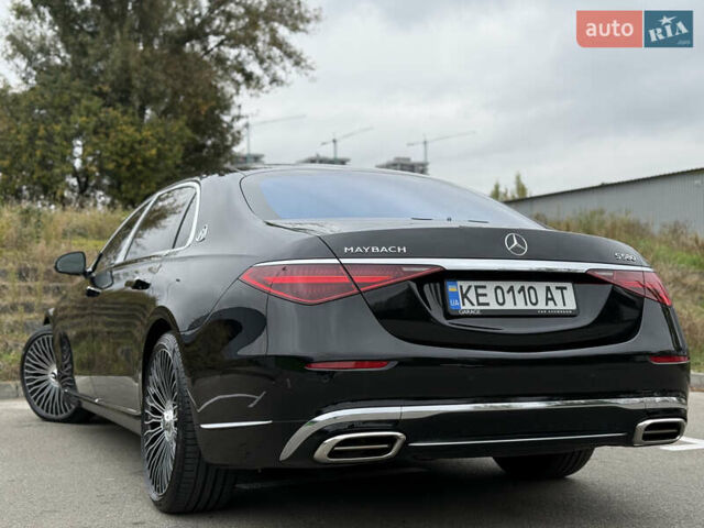 Черный Мерседес Майбах, объемом двигателя 3.98 л и пробегом 18 тыс. км за 208888 $, фото 55 на Automoto.ua