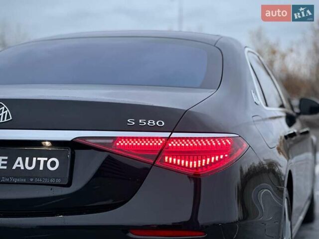 Черный Мерседес Майбах, объемом двигателя 3.98 л и пробегом 44 тыс. км за 190000 $, фото 20 на Automoto.ua