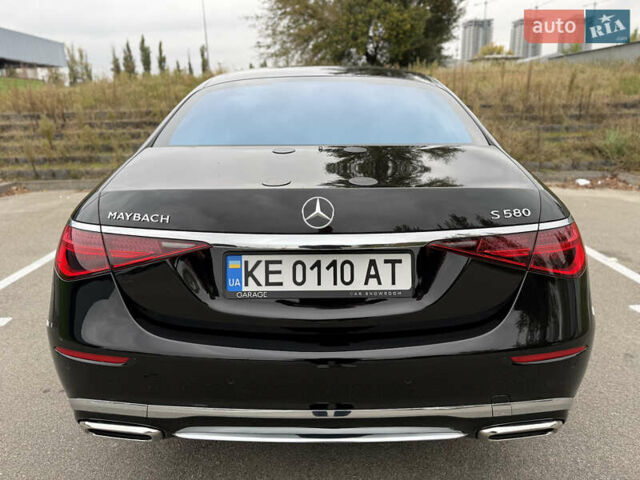 Черный Мерседес Майбах, объемом двигателя 3.98 л и пробегом 18 тыс. км за 208888 $, фото 23 на Automoto.ua