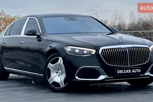 Черный Мерседес Майбах, объемом двигателя 3.98 л и пробегом 44 тыс. км за 190000 $, фото 14 на Automoto.ua