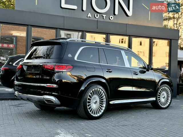 Чорний Мерседес Майбах, об'ємом двигуна 3.98 л та пробігом 98 тис. км за 154900 $, фото 17 на Automoto.ua