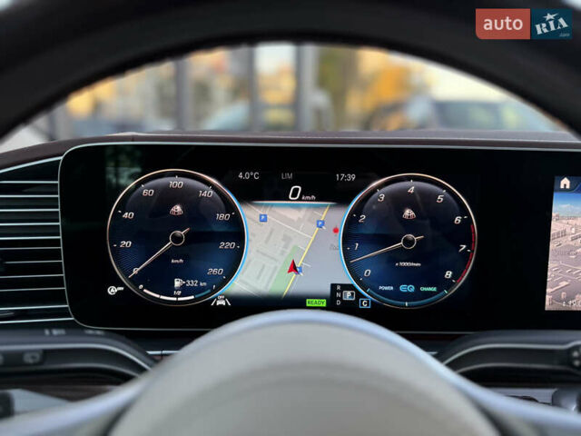 Чорний Мерседес Майбах, об'ємом двигуна 3.98 л та пробігом 98 тис. км за 154900 $, фото 37 на Automoto.ua