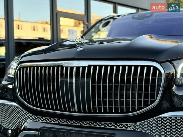 Чорний Мерседес Майбах, об'ємом двигуна 3.98 л та пробігом 98 тис. км за 154900 $, фото 5 на Automoto.ua