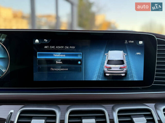 Чорний Мерседес Майбах, об'ємом двигуна 3.98 л та пробігом 98 тис. км за 154900 $, фото 48 на Automoto.ua