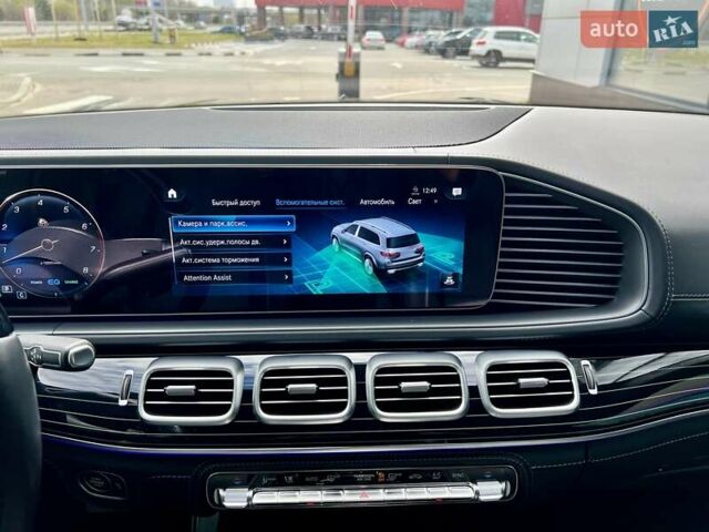 Чорний Мерседес Майбах, об'ємом двигуна 3.98 л та пробігом 50 тис. км за 149999 $, фото 57 на Automoto.ua