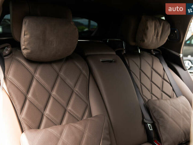 Коричневый Мерседес Майбах, объемом двигателя 0 л и пробегом 7 тыс. км за 240000 $, фото 37 на Automoto.ua