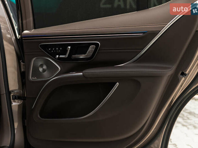 Коричневый Мерседес Майбах, объемом двигателя 0 л и пробегом 7 тыс. км за 240000 $, фото 35 на Automoto.ua