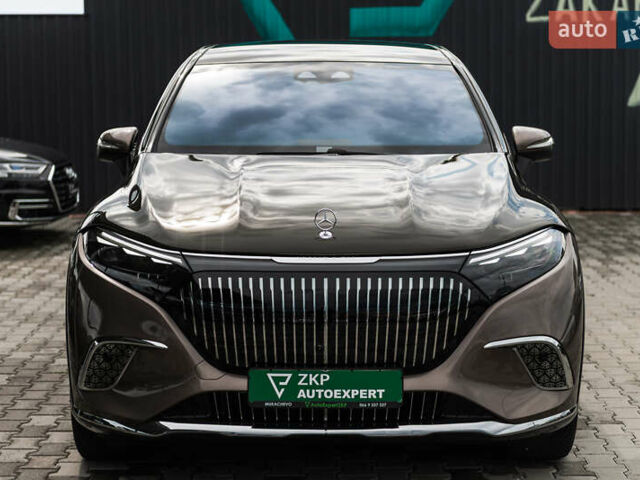 Коричневый Мерседес Майбах, объемом двигателя 0 л и пробегом 7 тыс. км за 240000 $, фото 3 на Automoto.ua