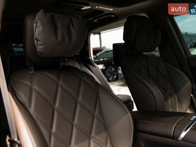 Коричневый Мерседес Майбах, объемом двигателя 0 л и пробегом 7 тыс. км за 240000 $, фото 41 на Automoto.ua