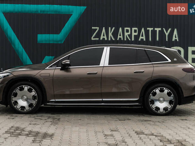 Коричневый Мерседес Майбах, объемом двигателя 0 л и пробегом 7 тыс. км за 240000 $, фото 18 на Automoto.ua