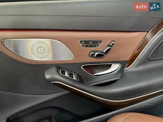 Сірий Мерседес Майбах, об'ємом двигуна 4.66 л та пробігом 140 тис. км за 59555 $, фото 4 на Automoto.ua