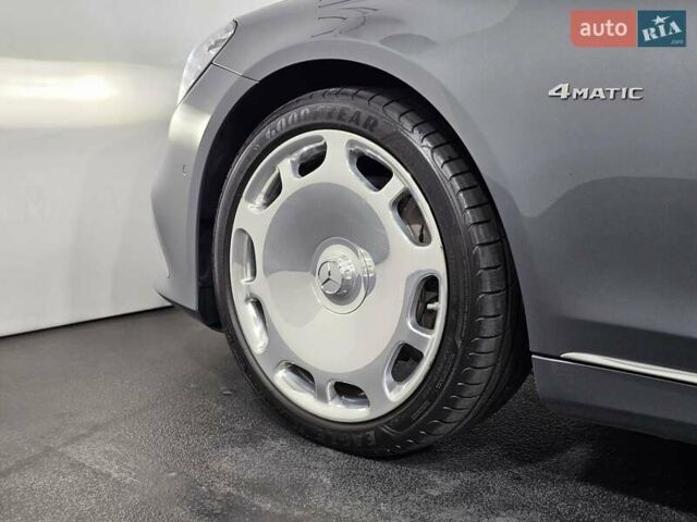 Сірий Мерседес Майбах, об'ємом двигуна 4.66 л та пробігом 163 тис. км за 89999 $, фото 60 на Automoto.ua