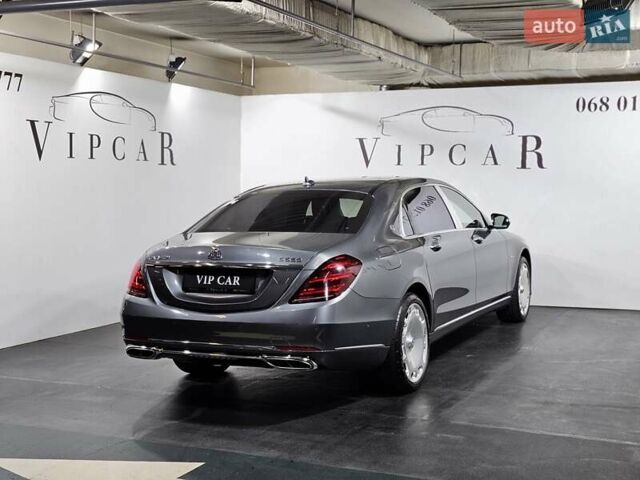 Сірий Мерседес Майбах, об'ємом двигуна 4.66 л та пробігом 163 тис. км за 89999 $, фото 9 на Automoto.ua