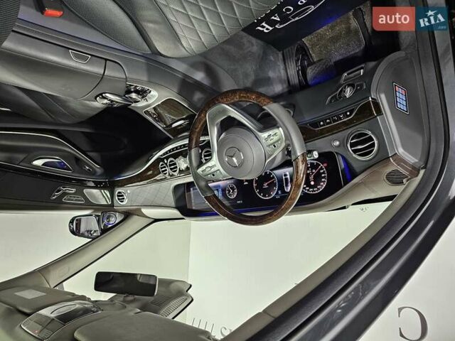 Сірий Мерседес Майбах, об'ємом двигуна 4.66 л та пробігом 163 тис. км за 89999 $, фото 31 на Automoto.ua