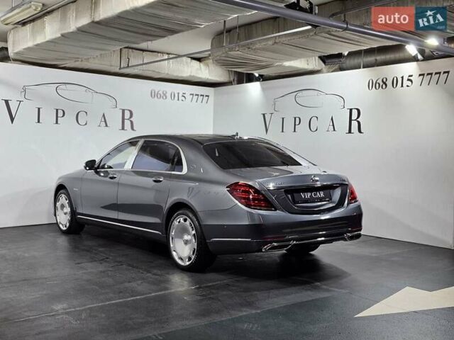 Сірий Мерседес Майбах, об'ємом двигуна 4.66 л та пробігом 163 тис. км за 89999 $, фото 7 на Automoto.ua