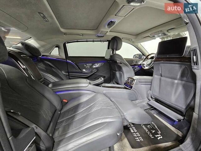 Сірий Мерседес Майбах, об'ємом двигуна 4.66 л та пробігом 163 тис. км за 89999 $, фото 16 на Automoto.ua
