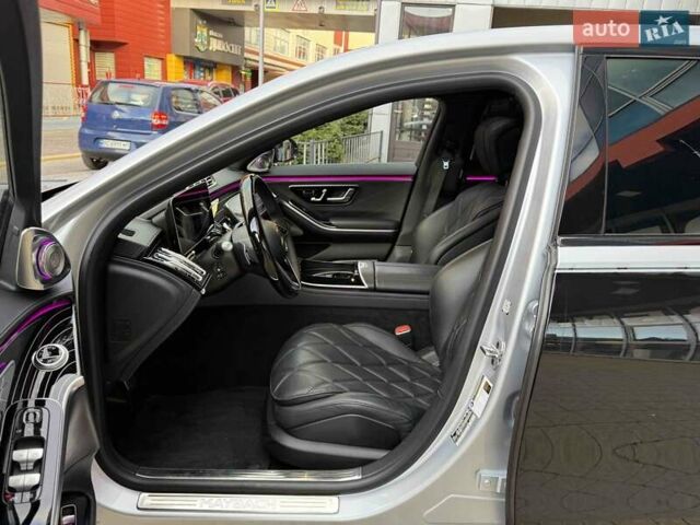 Серый Мерседес Майбах, объемом двигателя 4 л и пробегом 56 тыс. км за 149900 $, фото 22 на Automoto.ua