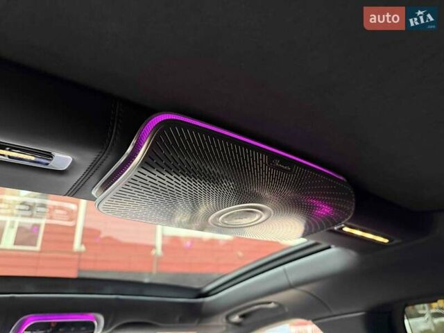 Серый Мерседес Майбах, объемом двигателя 4 л и пробегом 56 тыс. км за 149900 $, фото 73 на Automoto.ua