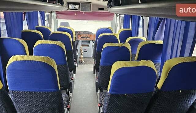 Белый Мерседес Медио, объемом двигателя 4.7 л и пробегом 650 тыс. км за 13000 $, фото 16 на Automoto.ua