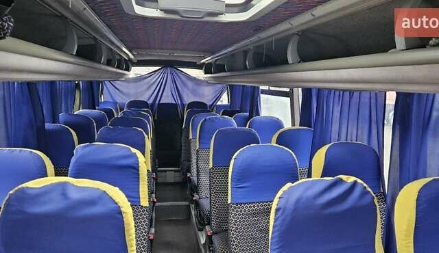 Белый Мерседес Медио, объемом двигателя 4.7 л и пробегом 650 тыс. км за 13000 $, фото 11 на Automoto.ua