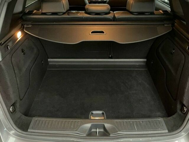 Серый Мерседес Мерседес, объемом двигателя 0 л и пробегом 38 тыс. км за 25979 $, фото 7 на Automoto.ua