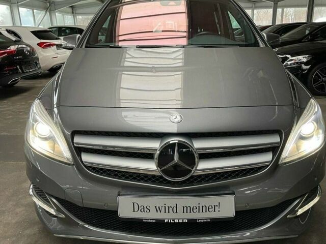 Серый Мерседес Мерседес, объемом двигателя 0 л и пробегом 38 тыс. км за 25979 $, фото 4 на Automoto.ua