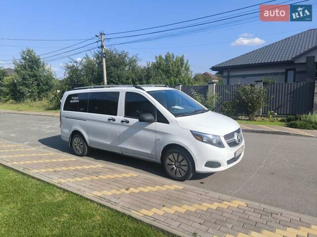 Белый Мерседес Metris, объемом двигателя 2 л и пробегом 175 тыс. км за 26000 $, фото 8 на Automoto.ua